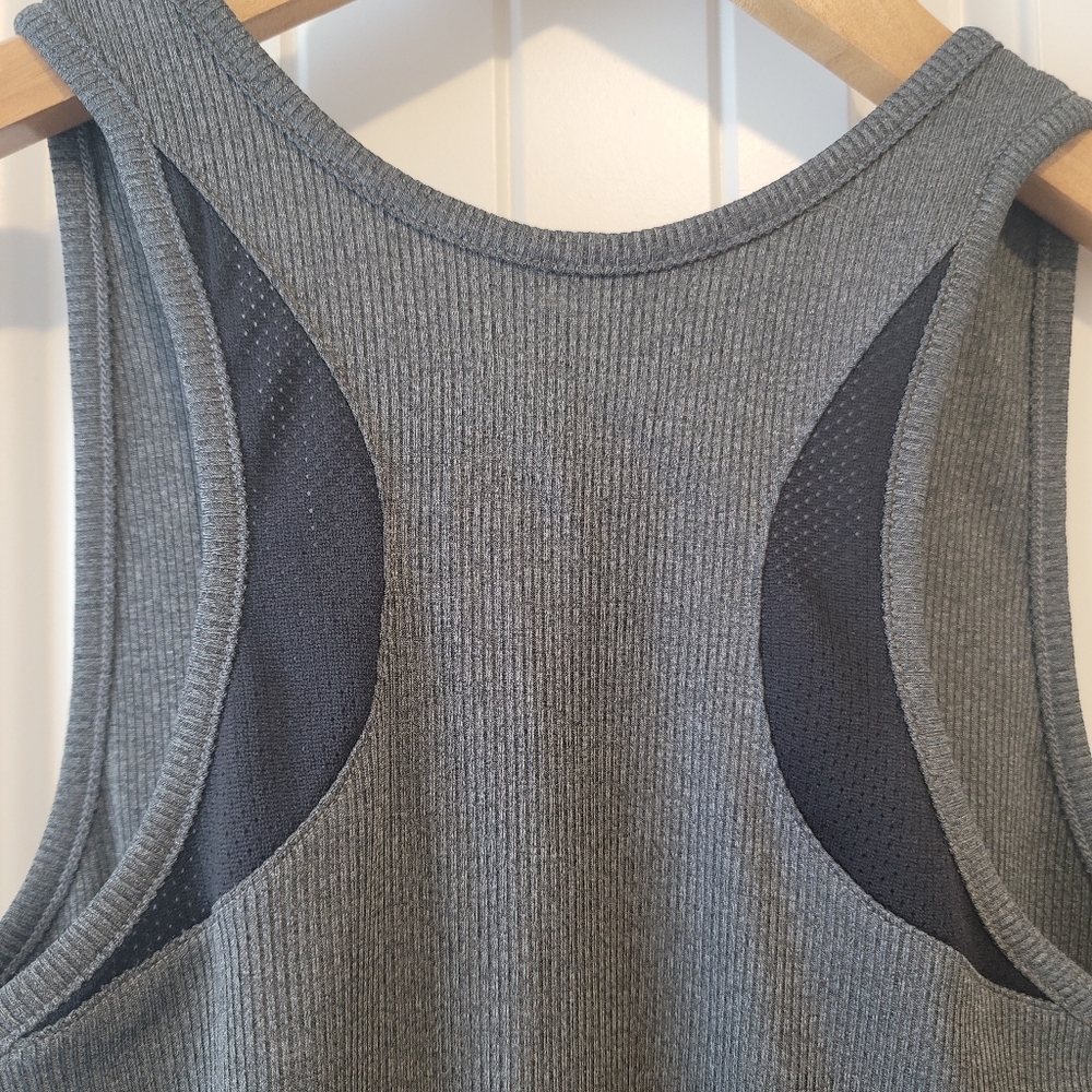 Women's Razorback Tank Top - Picture 5 of 6